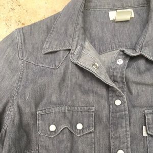 Levi’s grey denim shirt